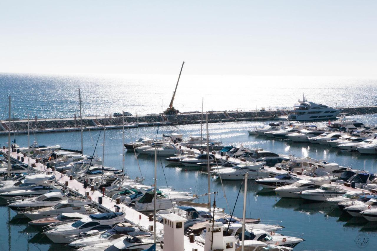 شقة Luxury Puerto Banus Penthouse With Parking & Wi-Fi ماربيا المظهر الخارجي الصورة