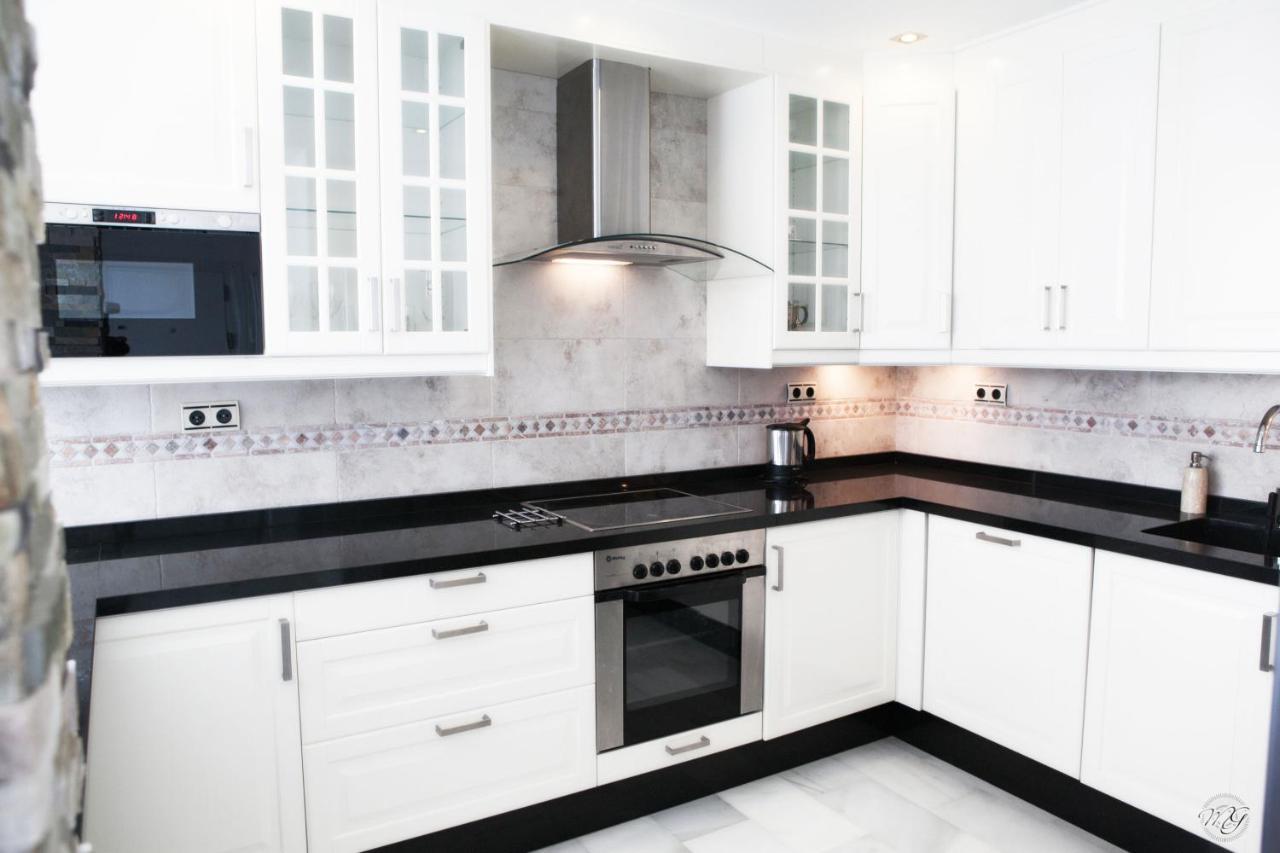 شقة Luxury Puerto Banus Penthouse With Parking & Wi-Fi ماربيا المظهر الخارجي الصورة