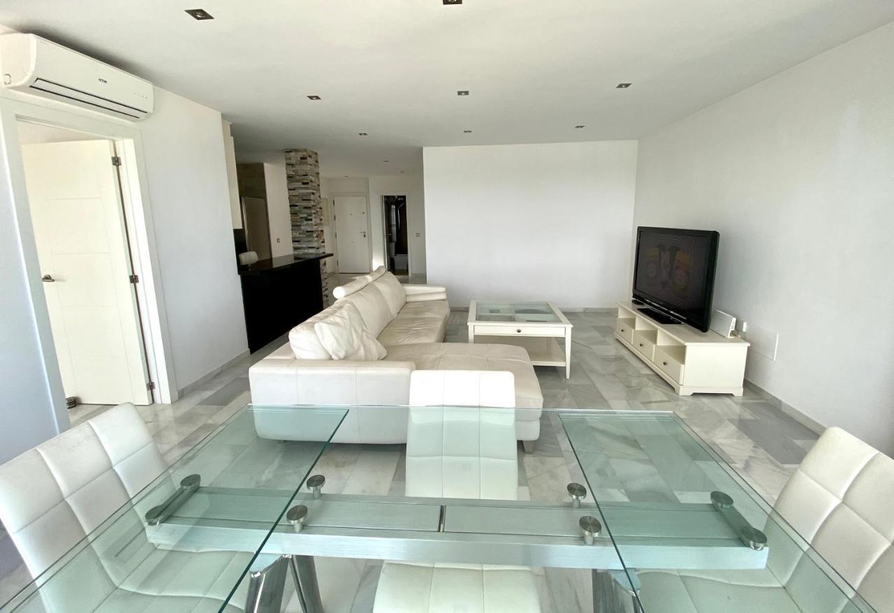 شقة Luxury Puerto Banus Penthouse With Parking & Wi-Fi ماربيا المظهر الخارجي الصورة