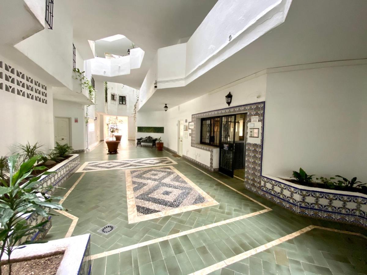 شقة Luxury Puerto Banus Penthouse With Parking & Wi-Fi ماربيا المظهر الخارجي الصورة